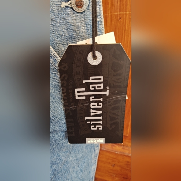 NWT Levi's Silvertab Overalls, size M - Picture 3 of 3